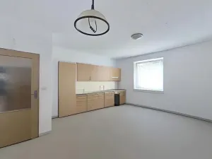 Pronájem bytu 2+kk, Jihlava, U Koželuhů, 58 m2
