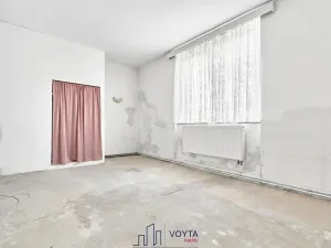 Prodej bytu 2+1, Karlovy Vary, Anglická, 48 m2