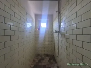 Pronájem výrobních prostor, Světice, V Zahradách, 1100 m2