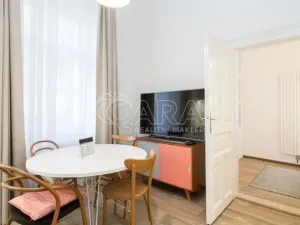 Pronájem bytu 2+kk, Praha - Nové Město, Na Poříčí, 40 m2