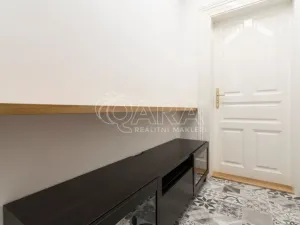 Pronájem bytu 2+kk, Praha - Nové Město, Na Poříčí, 40 m2