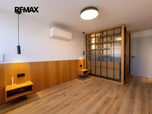 Prodej bytu 4+kk, Praha - Vysočany, Moravcových, 112 m2