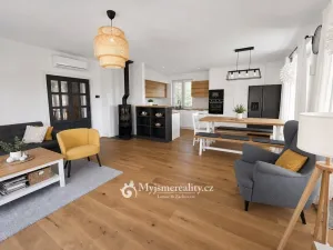 Prodej rodinného domu, Výrovice, 235 m2