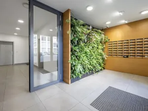 Pronájem bytu 2+kk, Praha - Karlín, U Mlýnského kanálu, 58 m2