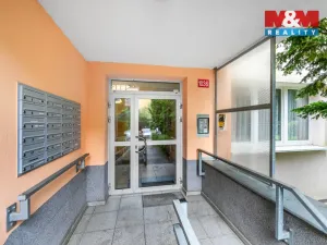 Prodej bytu 3+1, Neratovice, Dr. E. Beneše, 68 m2