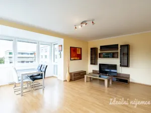 Pronájem bytu 2+kk, Praha - Háje, Jurkovičova, 69 m2