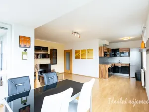 Pronájem bytu 2+kk, Praha - Háje, Jurkovičova, 69 m2