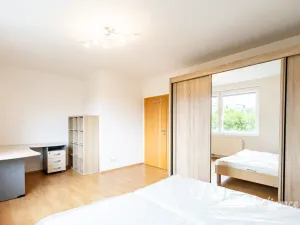 Pronájem bytu 2+kk, Praha - Háje, Jurkovičova, 84 m2