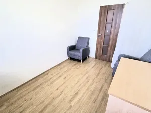Pronájem bytu 2+kk, Praha - Kobylisy, Třeboradická, 48 m2