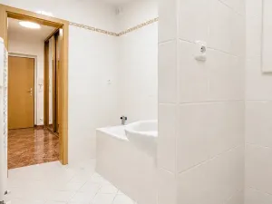 Prodej bytu 2+kk, Vestec, Ve Stromkách, 45 m2