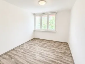 Pronájem bytu 1+kk, Opava, Antonína Sovy, 28 m2