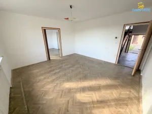 Pronájem rodinného domu, Hluk, Sokolská, 150 m2