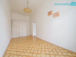 Prodej bytu 2+1, Karlovy Vary, Dr. Davida Bechera, 79 m2