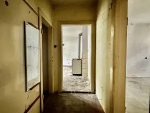 Prodej bytu 2+1, Nejdek, náměstí Karla IV., 70 m2