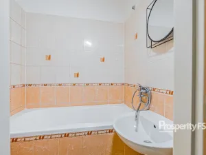 Prodej bytu 1+1, Karviná - Ráj, Školská, 35 m2