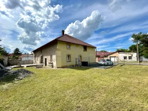 Prodej obchodního prostoru, Hořany, 452 m2