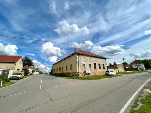 Prodej obchodního prostoru, Hořany, 452 m2