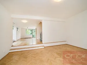 Pronájem vily, Praha - Nebušice, K vinicím, 230 m2