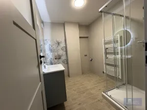 Pronájem bytu 2+kk, Praha - Libeň, Kotlaska, 45 m2
