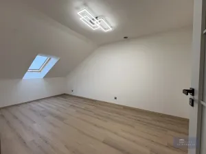 Pronájem bytu 2+kk, Praha - Libeň, Kotlaska, 52 m2