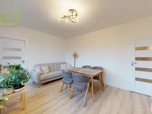 Pronájem bytu 4+1, Teplice - Trnovany, Maršovská, 77 m2