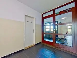 Pronájem bytu 1+kk, Praha - Stodůlky, Kodymova, 35 m2
