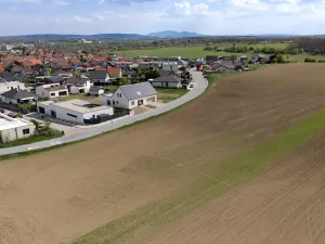 Prodej pozemku pro bydlení, Hrušovany u Brna, Pod Střediskem, 611 m2
