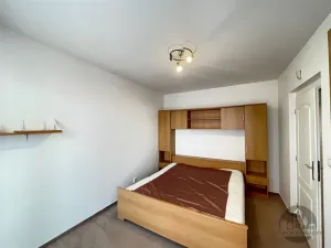 Pronájem bytu 2+kk, Praha - Záběhlice, Kamelova, 47 m2