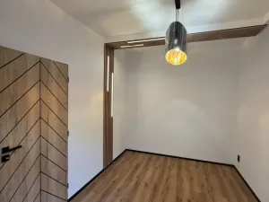 Pronájem bytu 1+1, Jablonec nad Nisou, Podhorská, 30 m2