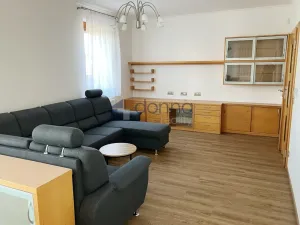 Pronájem bytu 4+1, Praha, Flájská, 92 m2