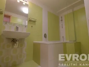 Prodej bytu 3+kk, Praha - Dolní Počernice, Národních hrdinů, 80 m2