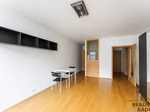 Prodej bytu 1+kk, Praha, Kališnická, 34 m2