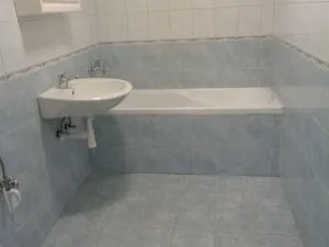 Pronájem bytu 1+kk, Praha - Smíchov, Plzeňská, 35 m2