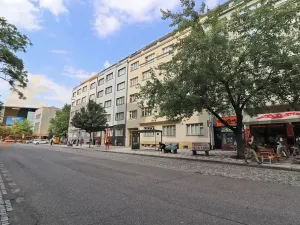 Pronájem bytu 4+1, Praha - Smíchov, Stroupežnického, 136 m2