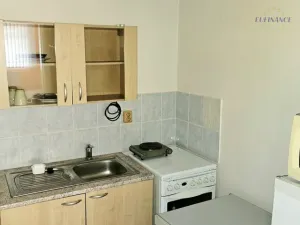 Pronájem kanceláře, Kralupy nad Vltavou - Lobeček, Boženy Němcové, 75 m2