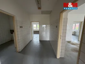 Prodej rodinného domu, Velká Polom, 420 m2