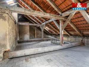 Prodej půdního prostoru, Praha, Husitská, 126 m2
