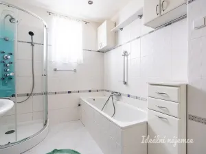 Pronájem bytu 3+kk, Praha - Zbraslav, Romana Blahníka, 78 m2