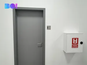 Pronájem kanceláře, Praha, U vinných sklepů, 41 m2