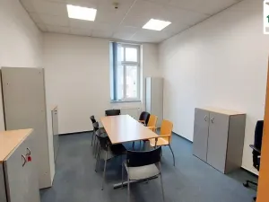 Pronájem kanceláře, Cheb, Májová, 21 m2