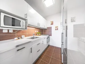 Prodej bytu 2+kk, Praha - Stodůlky, Běhounkova, 49 m2
