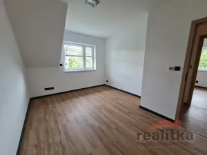 Prodej rodinného domu, Velká Polom, Osvoboditelů, 185 m2