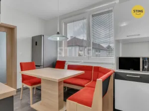 Prodej bytu 3+1, Dobronín, Jarní, 76 m2
