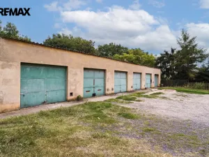 Prodej komerční nemovitosti, Měcholupy, 130 m2