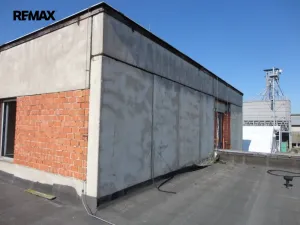 Prodej obchodního prostoru, Oskořínek, Chlebská, 1600 m2