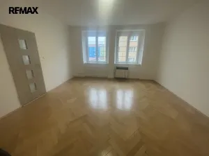 Pronájem bytu 2+kk, Praha - Libeň, U svobodárny, 60 m2