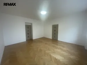 Pronájem bytu 2+kk, Praha - Libeň, U svobodárny, 60 m2