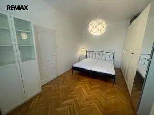 Pronájem bytu 2+kk, Praha - Žižkov, U kněžské louky, 50 m2