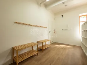 Pronájem komerční nemovitosti, Praha - Kyje, Herdovská, 75 m2