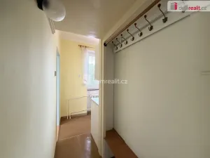 Prodej bytu 3+1, Frenštát pod Radhoštěm, Školská čtvrť, 64 m2